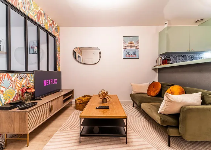 Le Ferrer - Wifi - Netflix - Free Parking - Metro ליל